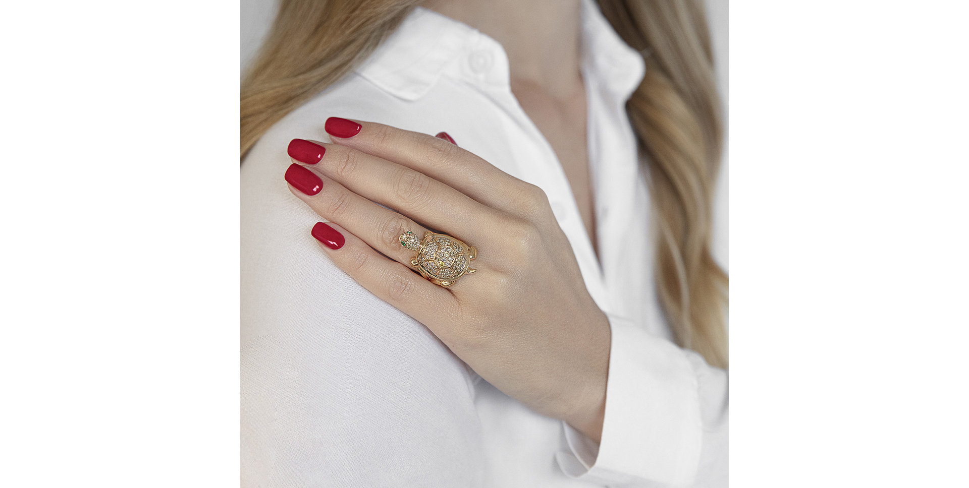 Prsten s hnědými diamanty a granáty Diamond Turtle