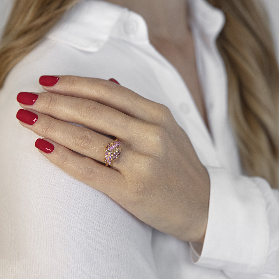 Prsten se safíry a granáty Fairytale Swan