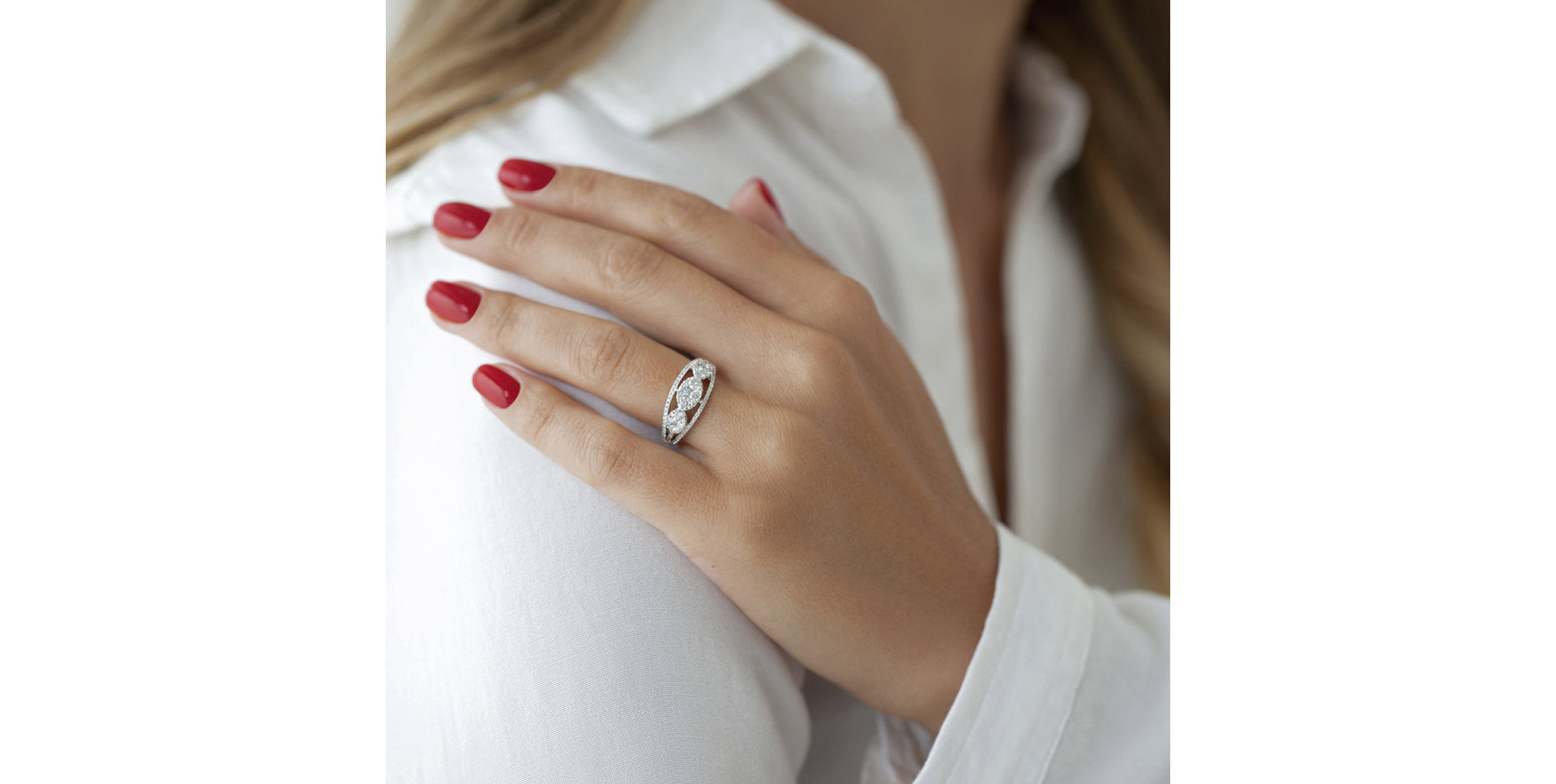 Prsten s diamanty Divine Allegory