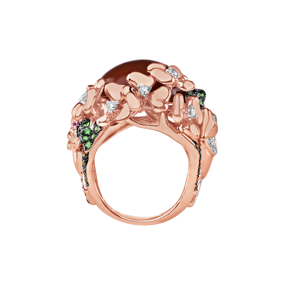 Prsten s měsíčním kamenem, bílými, hnědými diamanty a drahokamy Kala