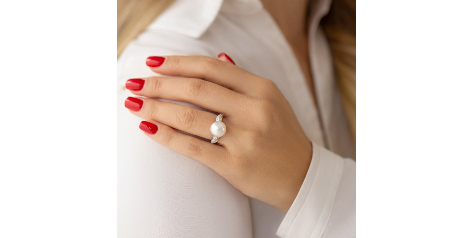 Prsten s perlou a diamanty Exclusive Product