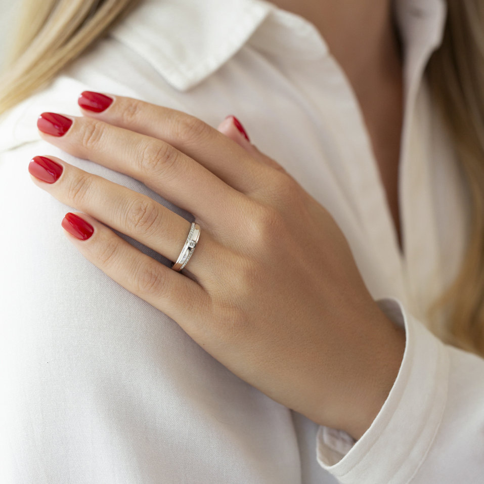 Prsten s diamanty Silent Vow