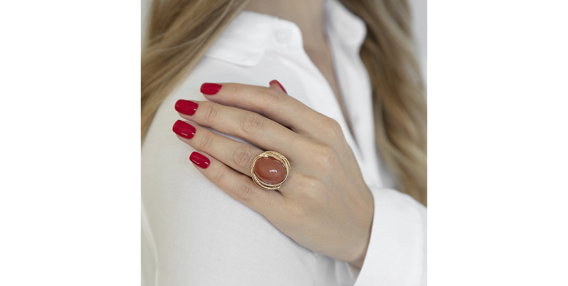 Prsten s měsíčním kamenem a diamanty Eminence of Sea