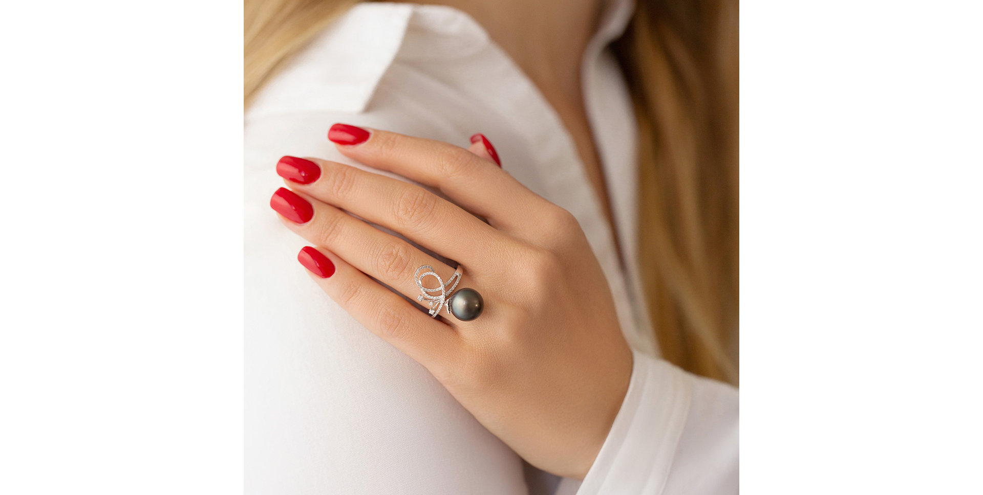 Prsten s perlou a diamanty Pearl Secret