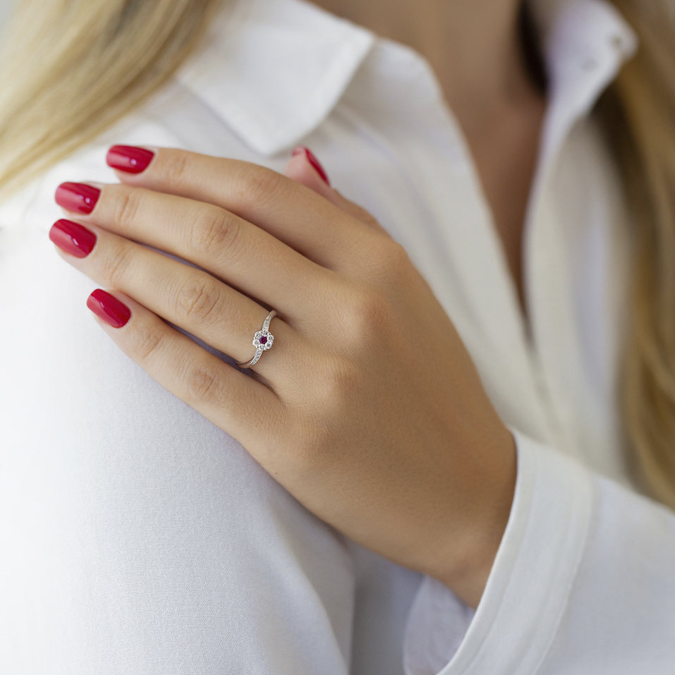 Prsten s safírem a diamanty Midnight Countess