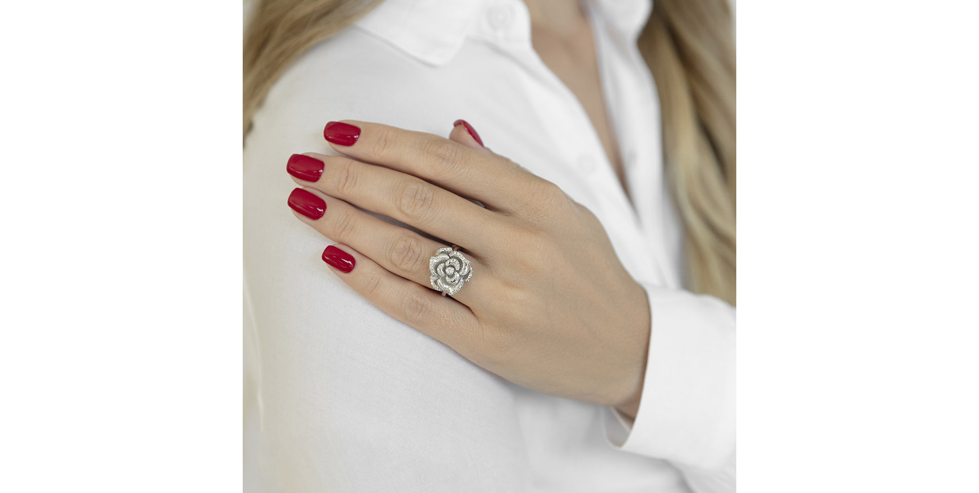 Prsten s diamanty Powerful Flower