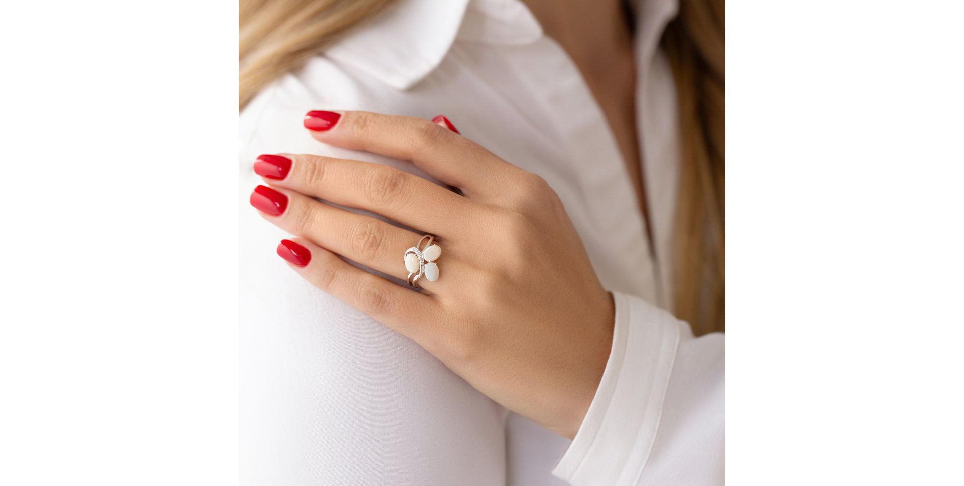 Prsten s opály a diamanty Freshman