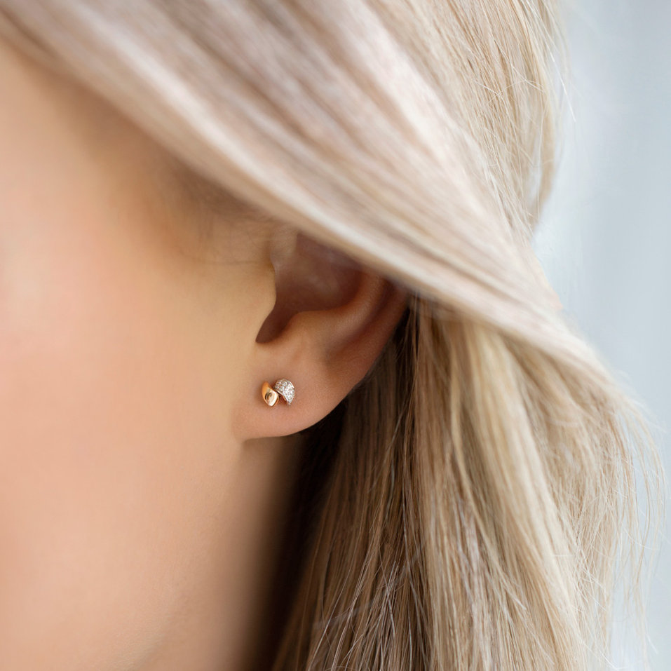 Náušnice s diamanty Amazing Wings