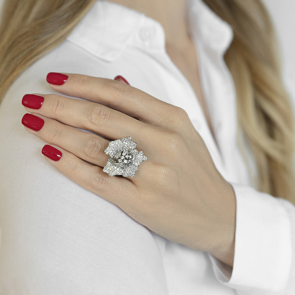 Prsten s diamanty Queen flower