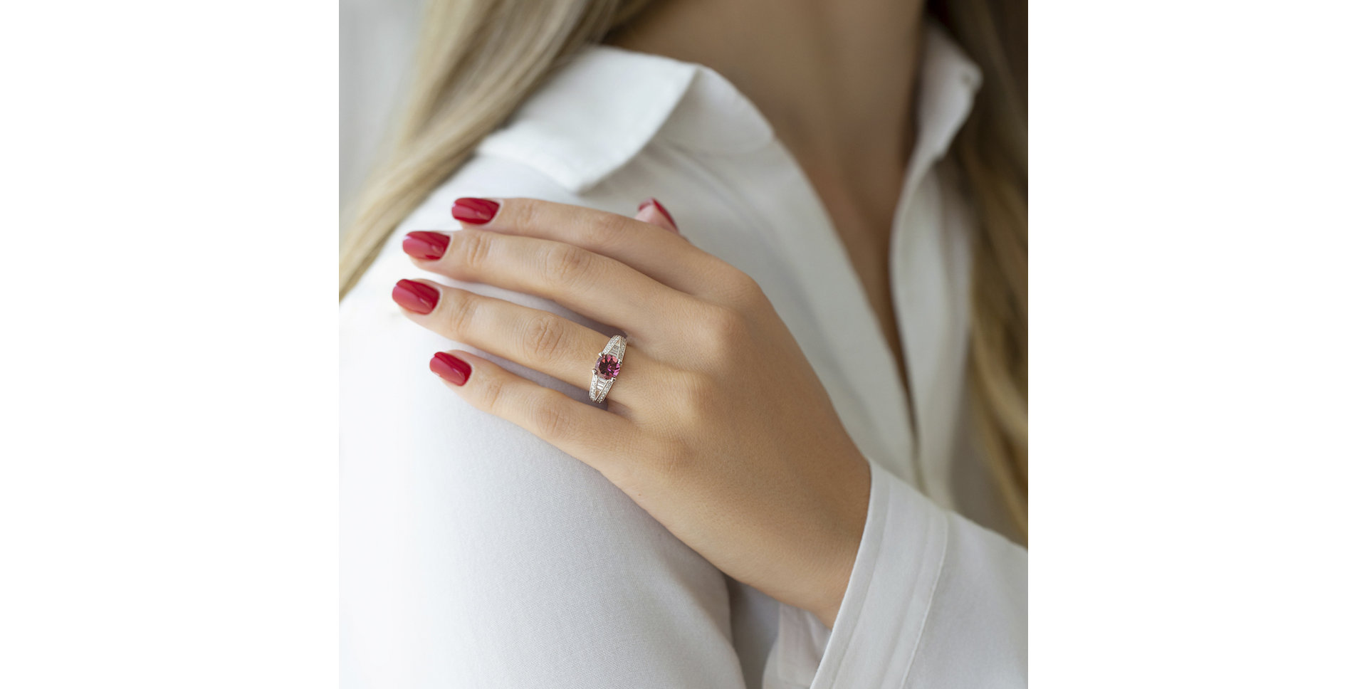 Prsten s turmalínem a diamanty Red Mosaic