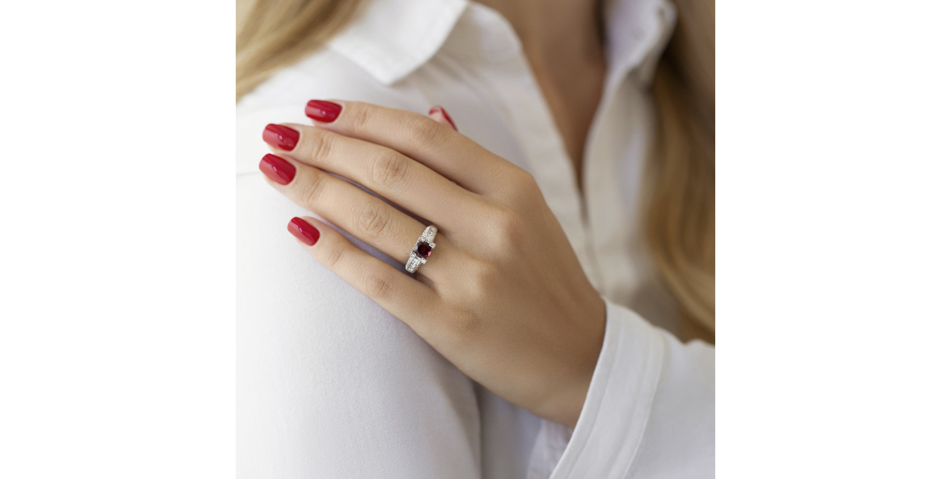 Prsten s turmalínem a diamanty Red Poem