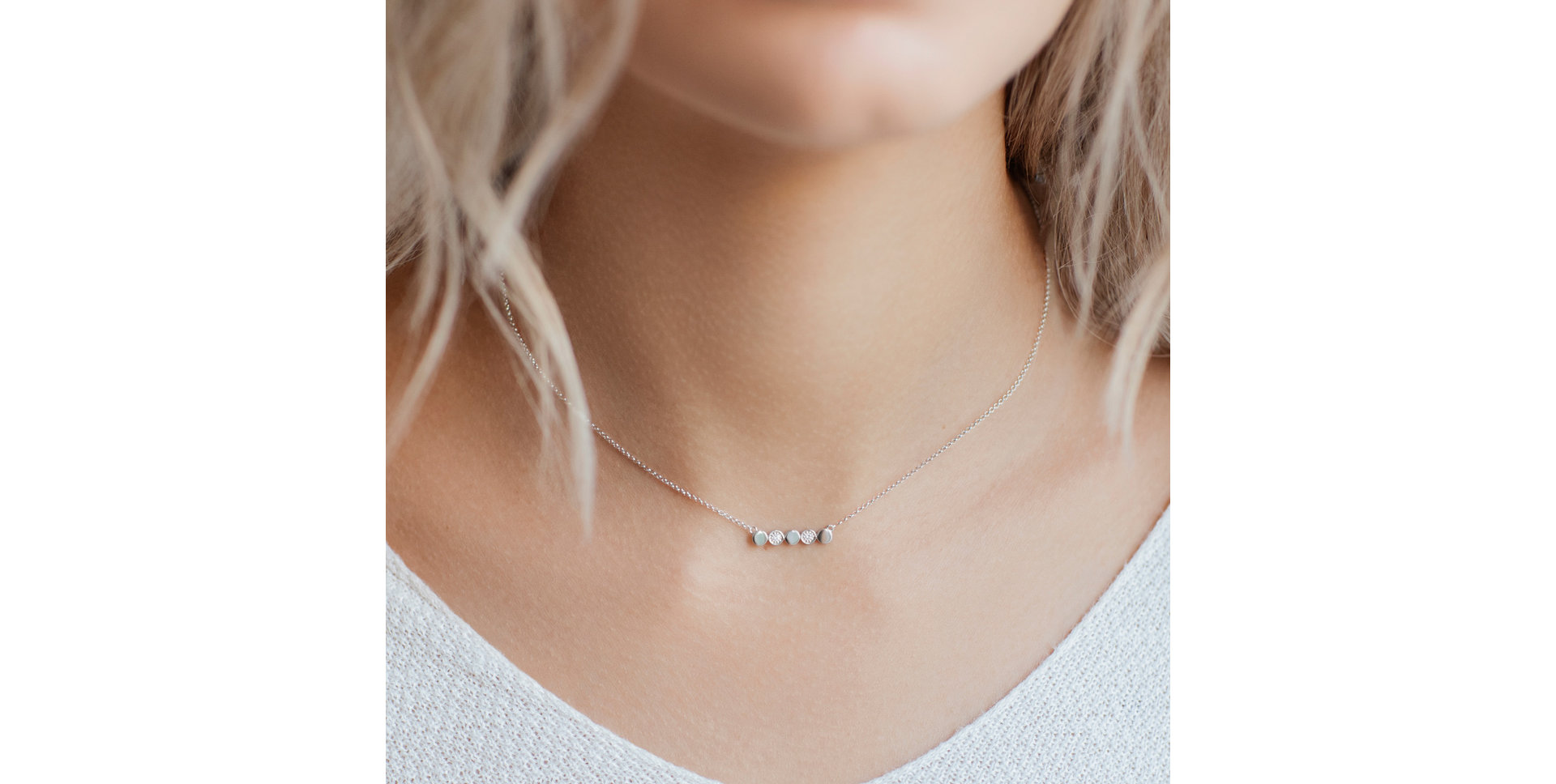 Náhrdelník s diamanty Glossy Dots