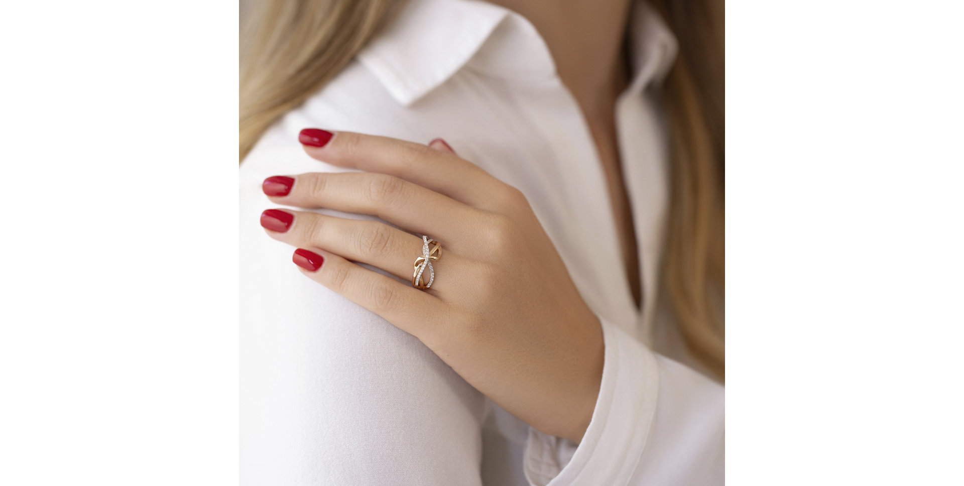 Prsten s diamanty Sunny Ribbon