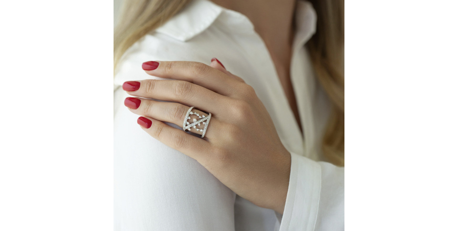 Prsten s diamanty Midnight Goddess