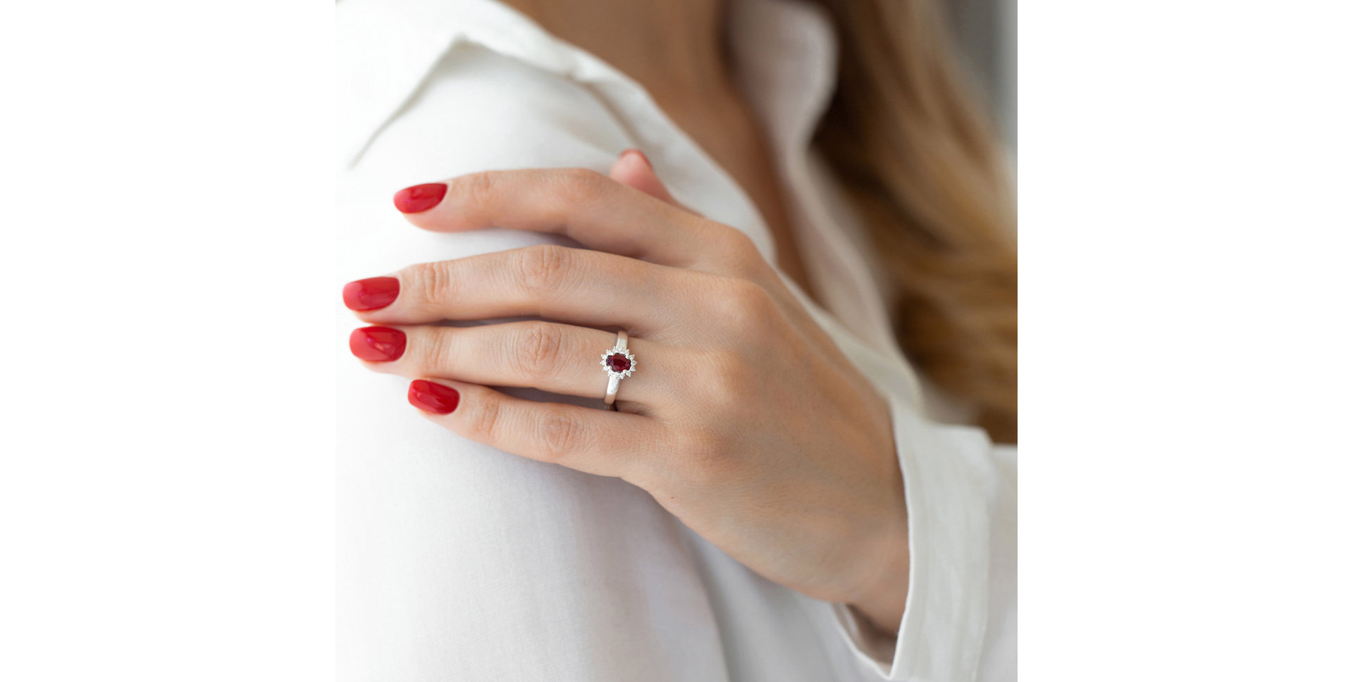 Prsten s safírem a diamanty Space Courier