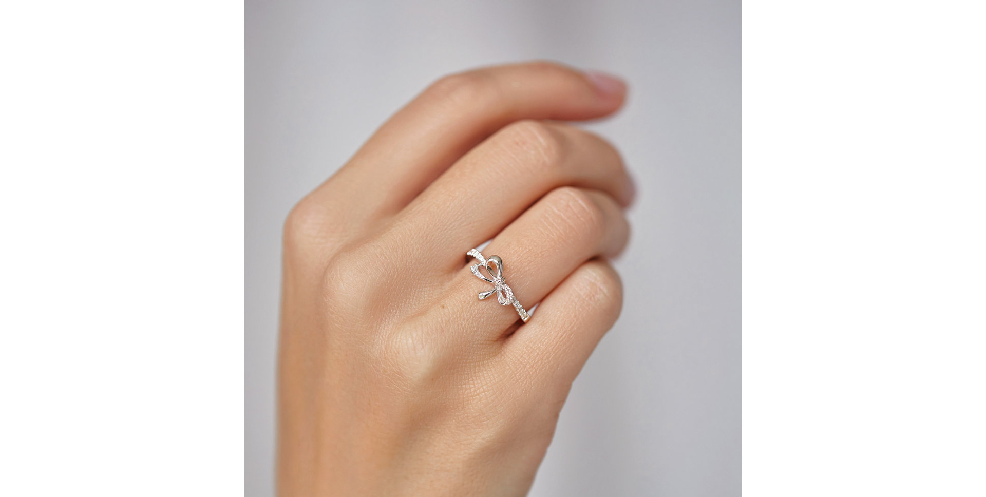 Prsten s diamanty Shiny Ribbon