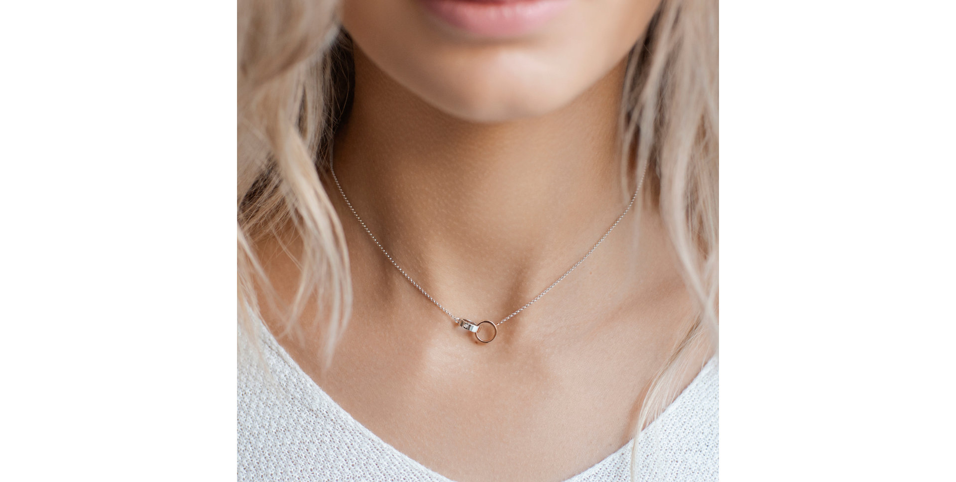 Náhrdelník s diamantem Eternal Circles