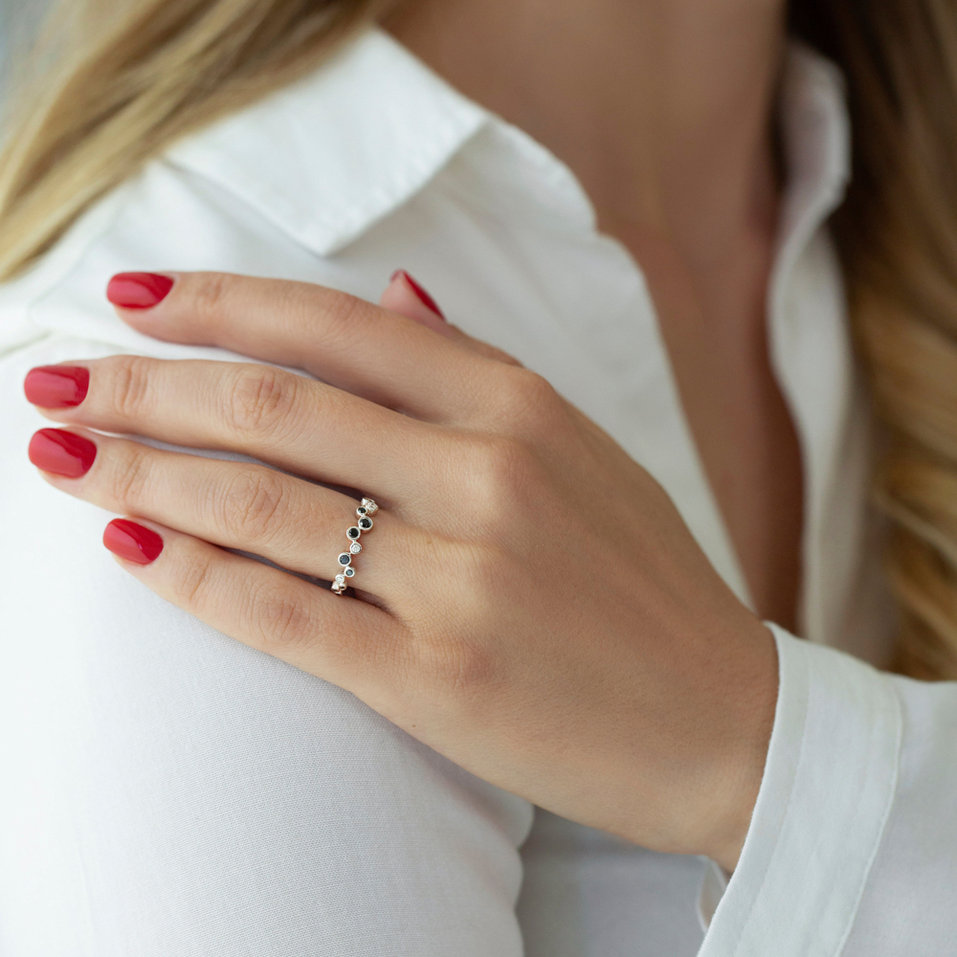 Prsten s černými a bílými diamanty Virgin Tears