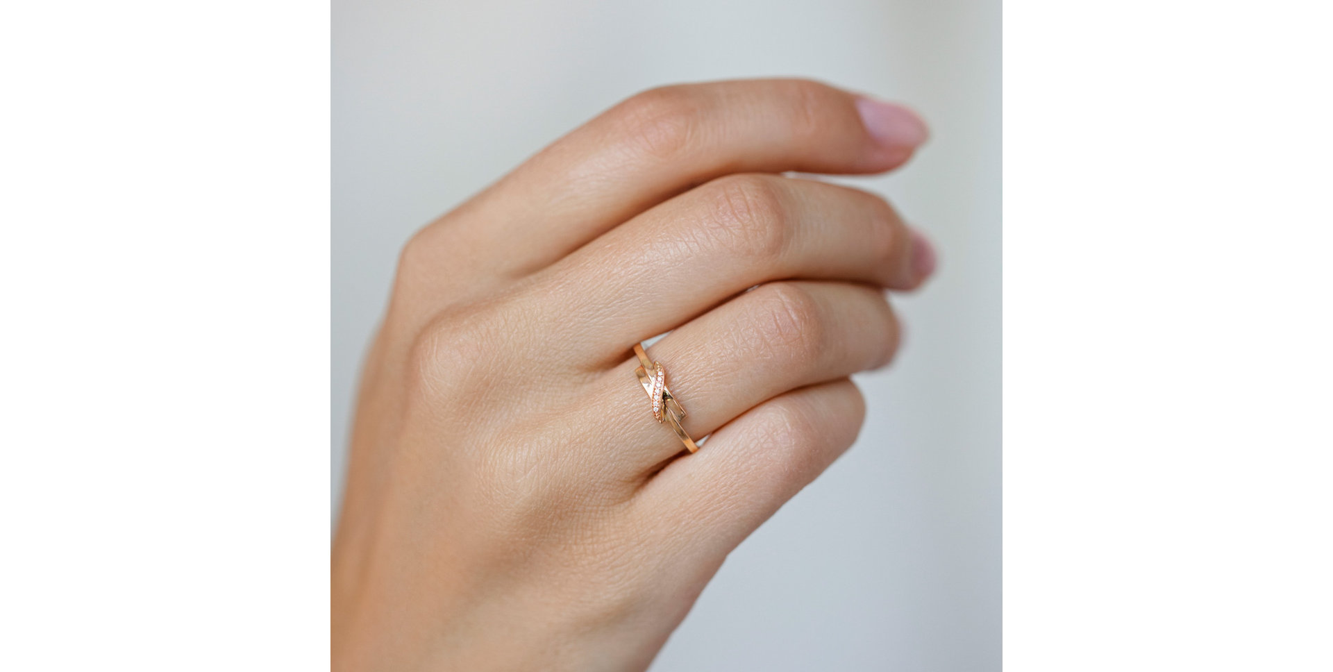 Prsten s diamanty Dazzling Ribbon