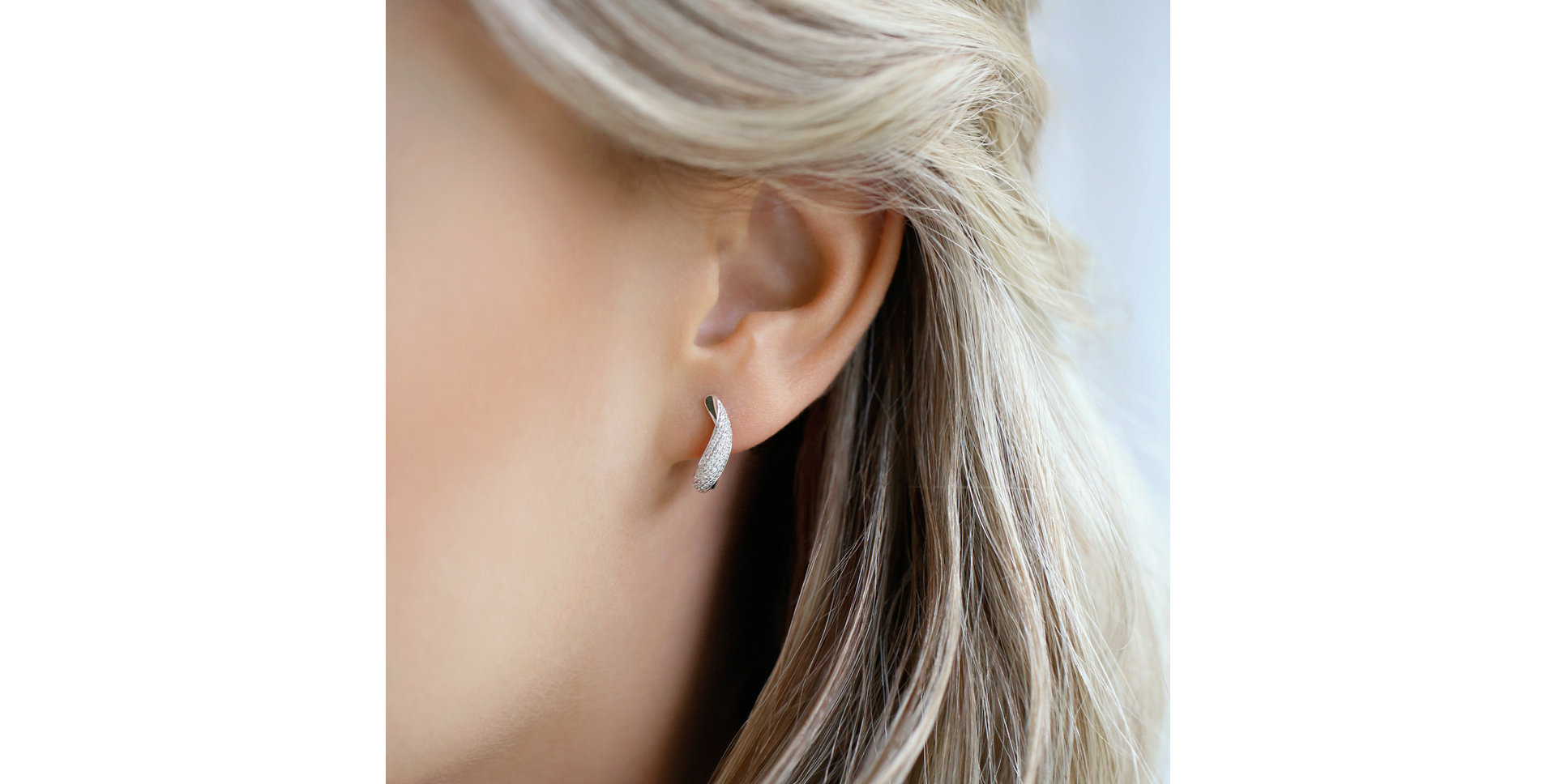 Náušnice s diamanty Divine Moon