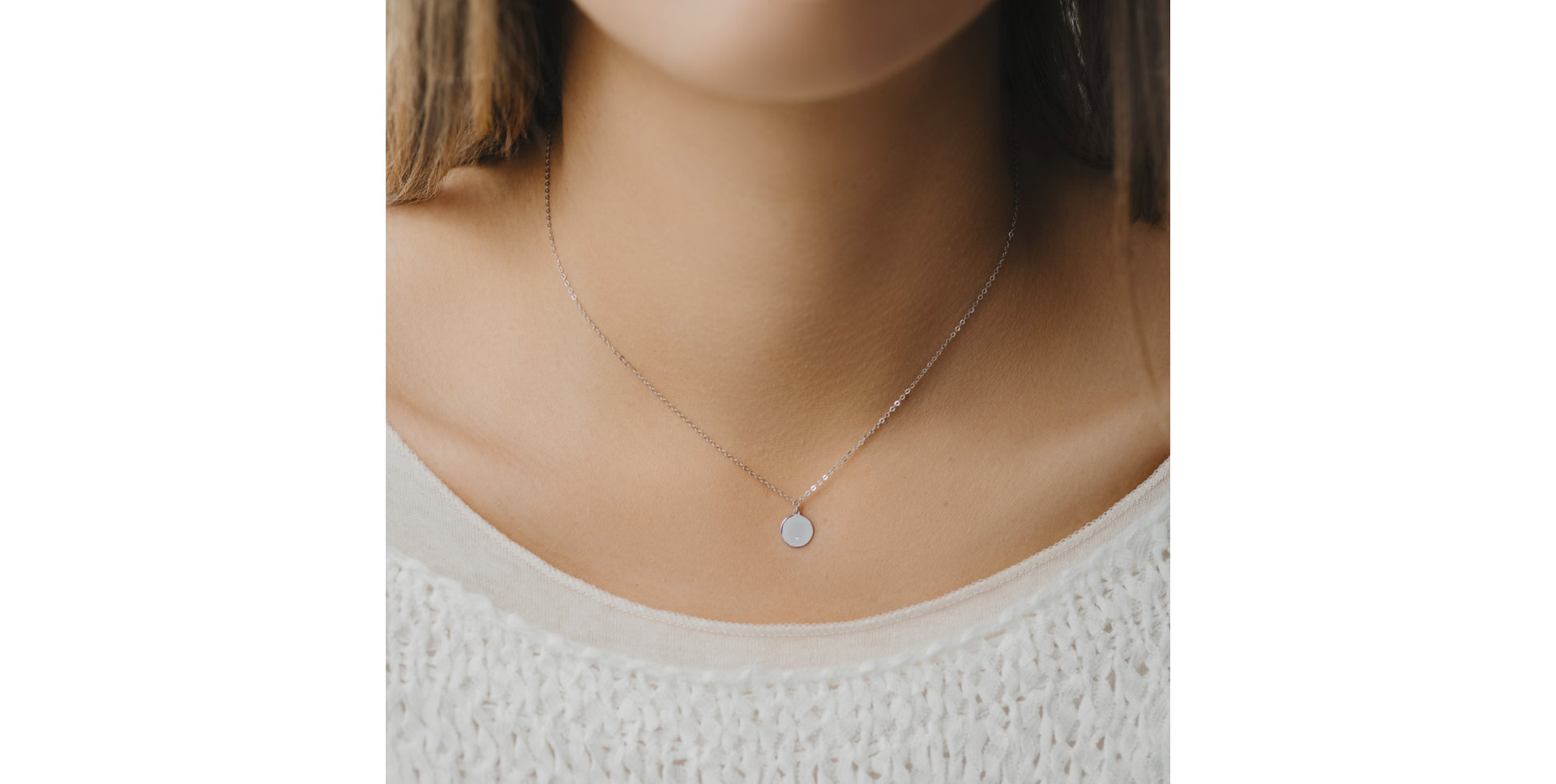 Náhrdelník s diamantem Infinity