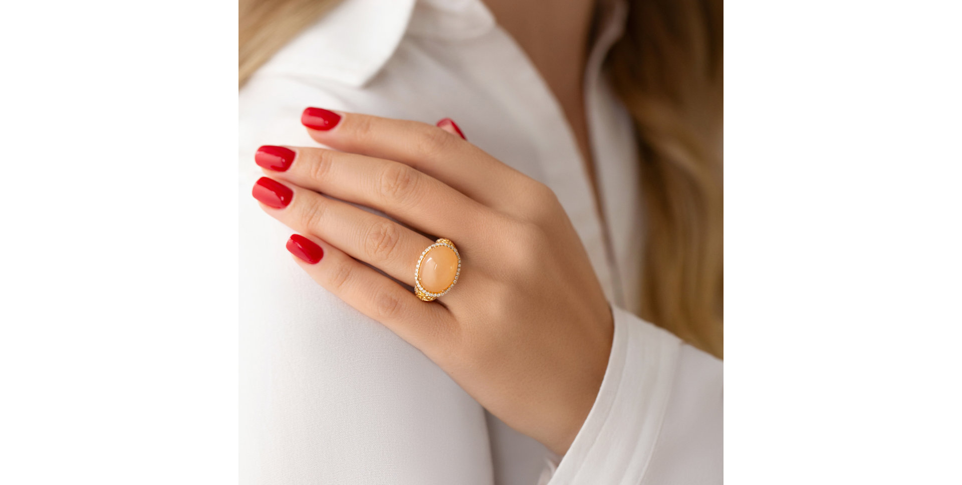 Prsten s měsíčním kamenem a diamanty Ochre Pleasure