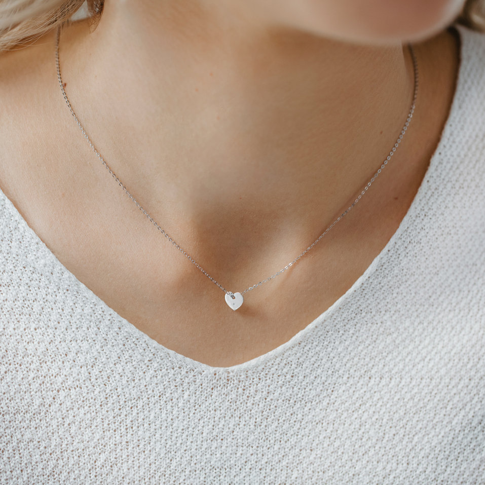 Náhrdelník s diamantem Love Symbol