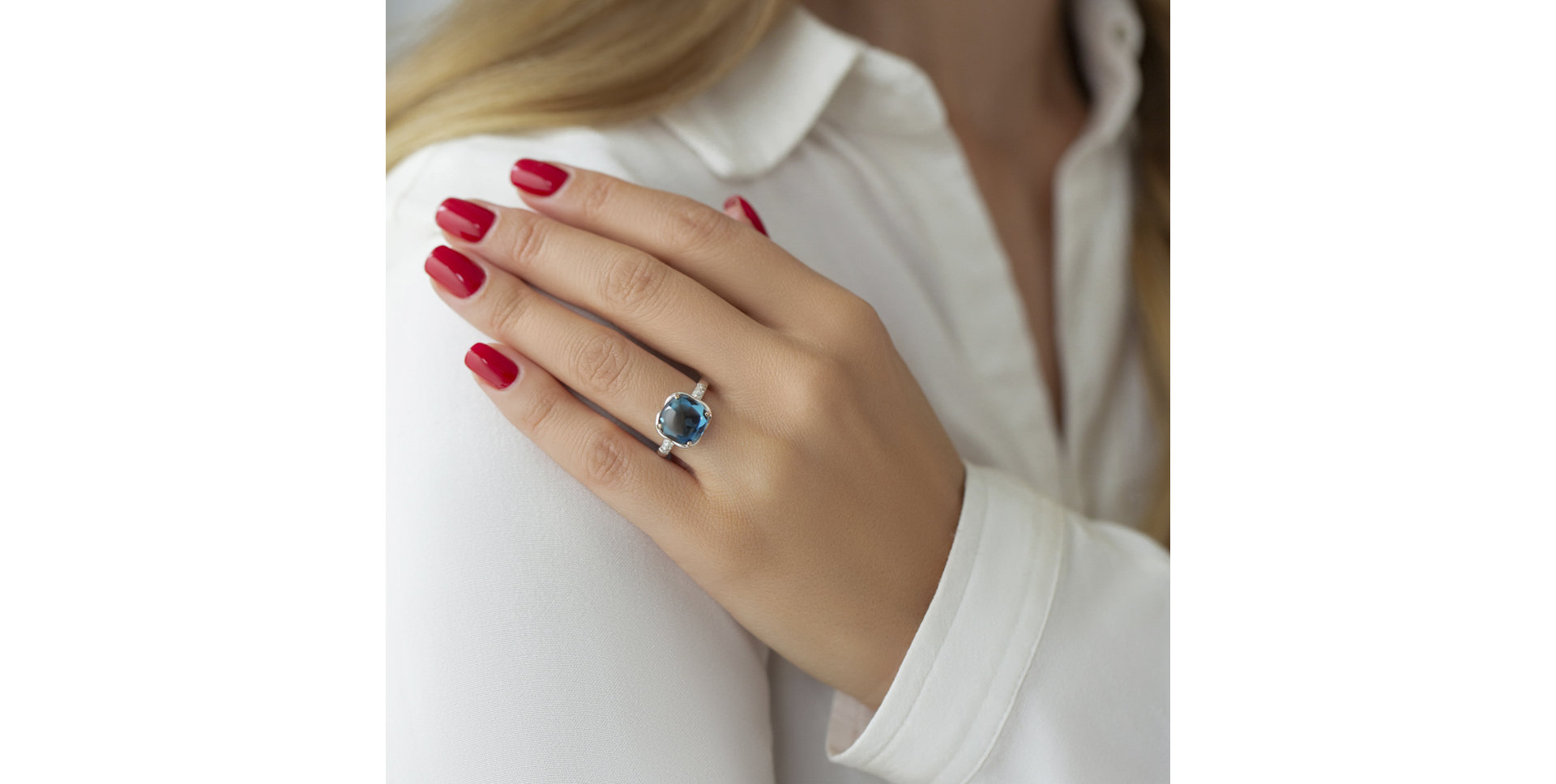 Prsten s diamanty a růženínem Duchess Romance