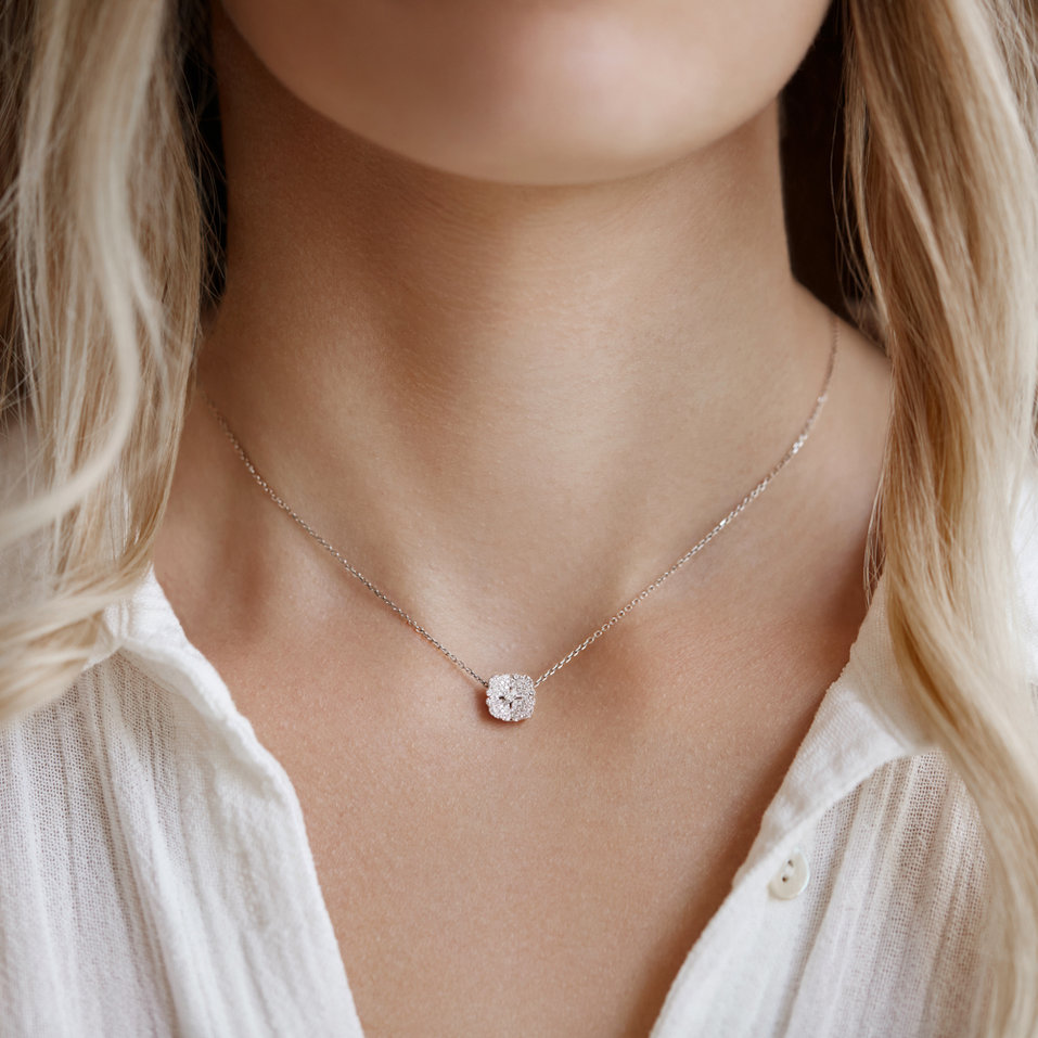 Přívěs s černými a bílými diamanty Diamond Bouquet