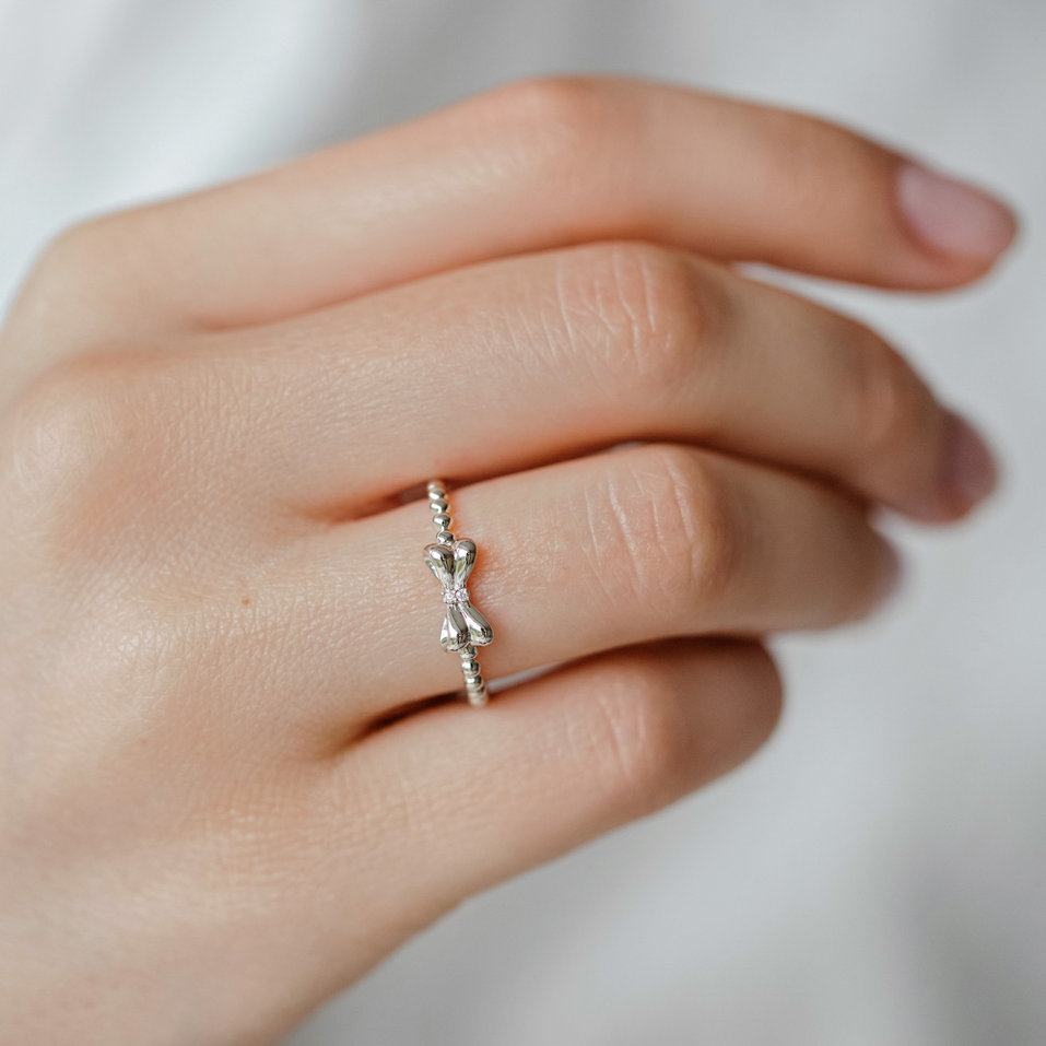 Prsten s diamanty Bow Knot