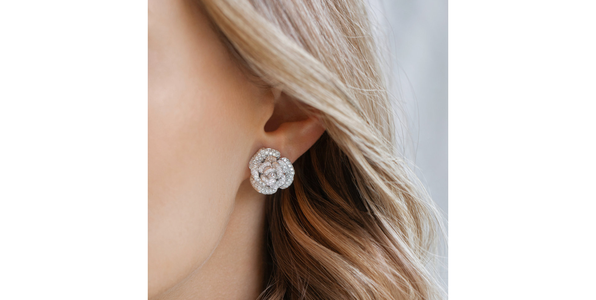 Náušnice s diamanty Flower Contest