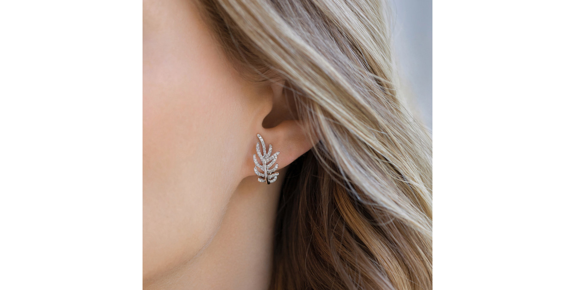 Náušnice s diamanty Feather Glory