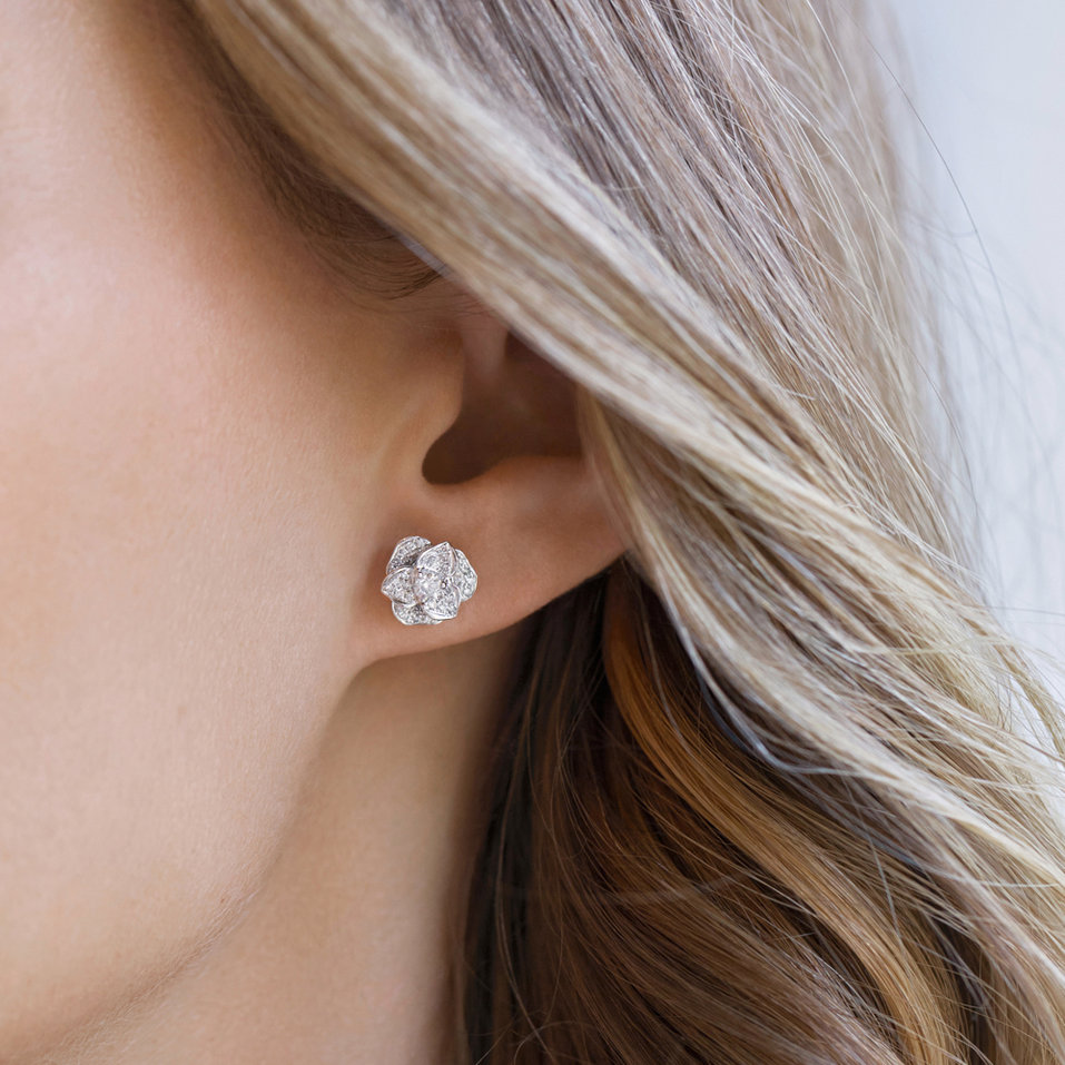 Náušnice s diamanty Flower Wish