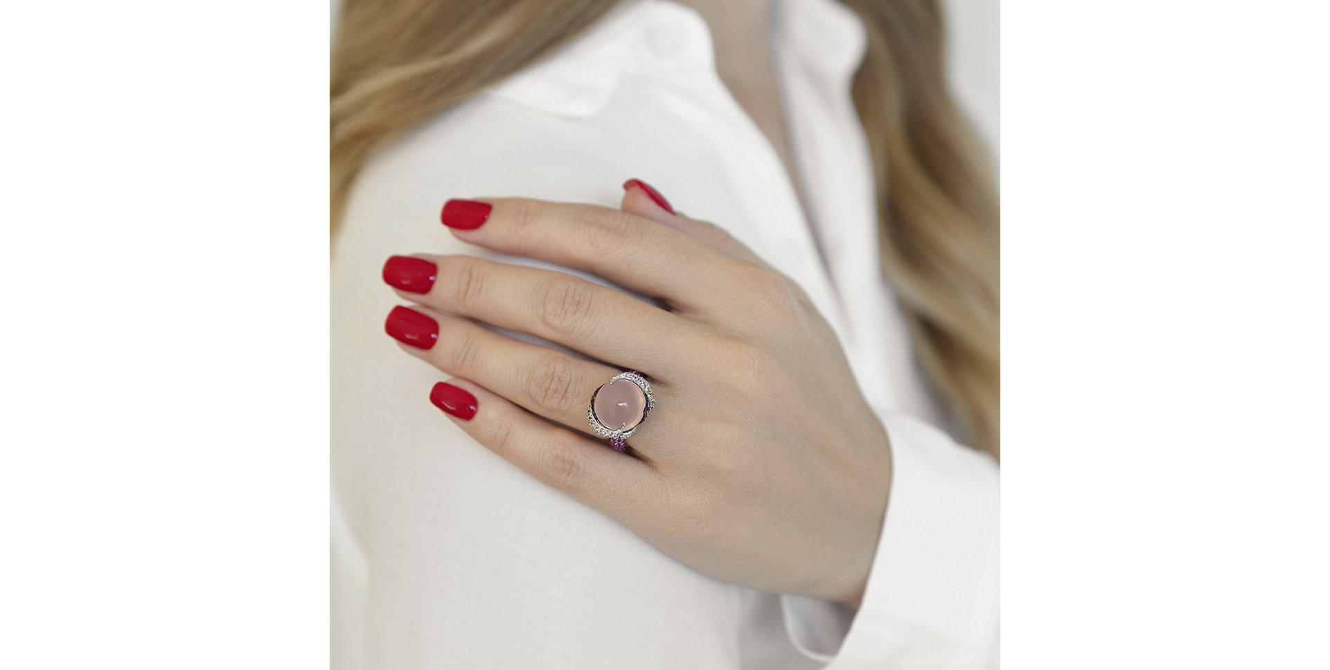 Prsten s diamanty, růženínem a safíry Secret Pomp