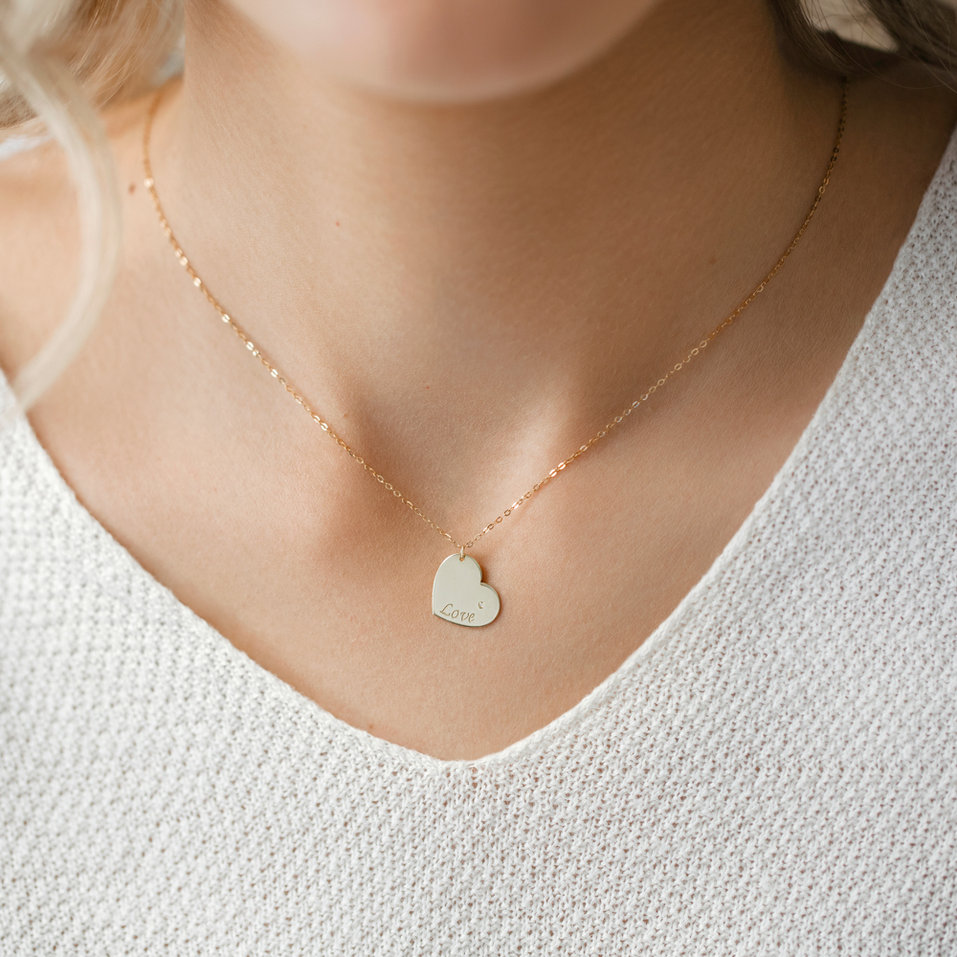 Náhrdelník s diamantem Amour Heart