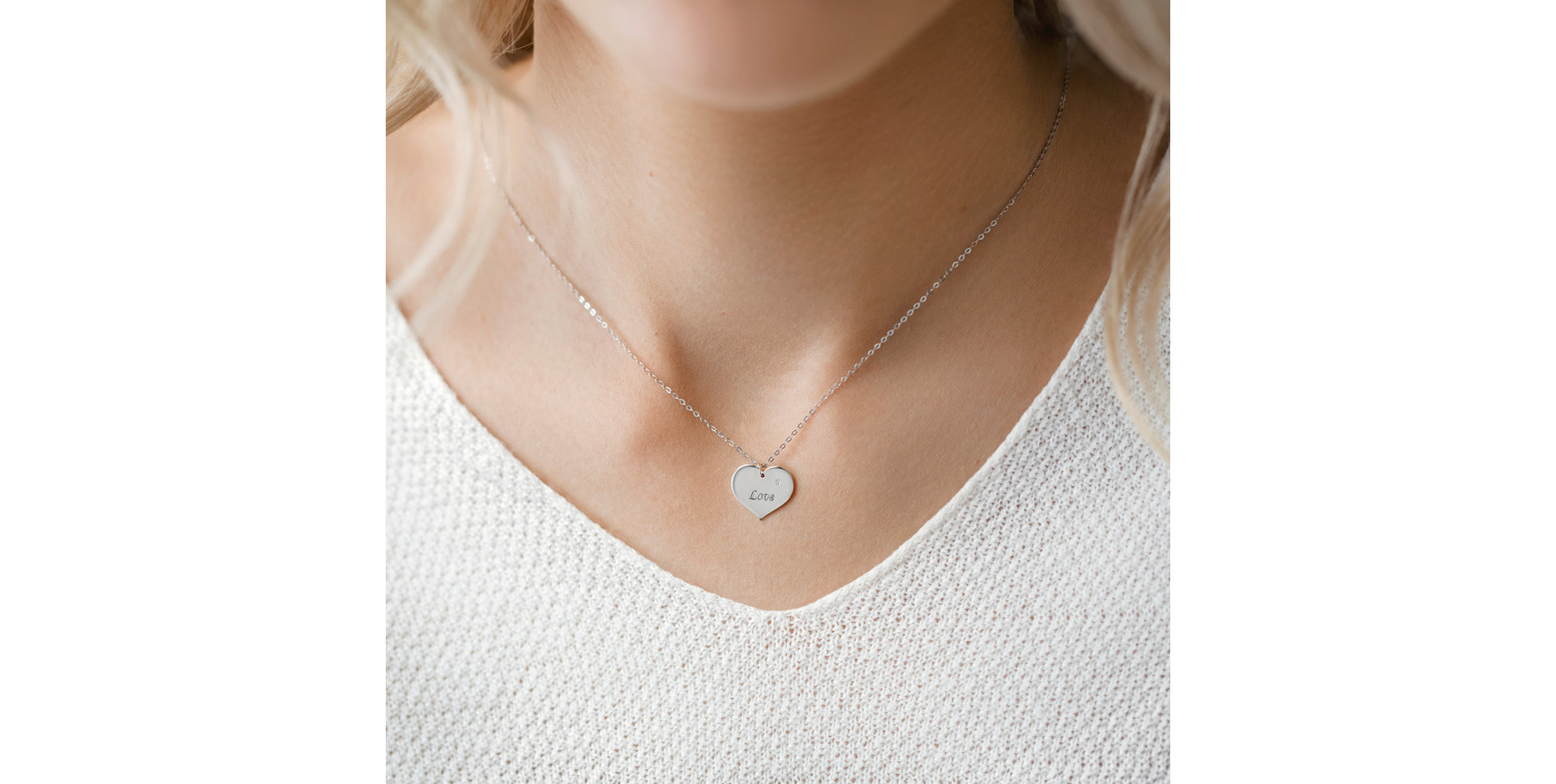 Náhrdelník s diamantem Endless Love