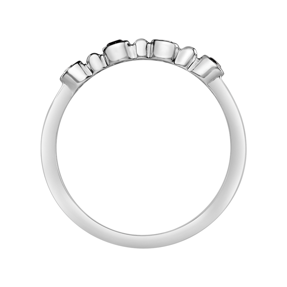 Prsten s černými a bílými diamanty Simplicity