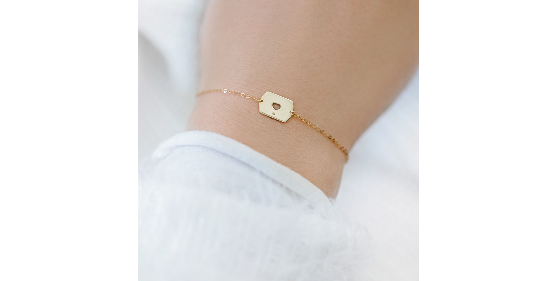 Náramek s diamantem Diamond Love