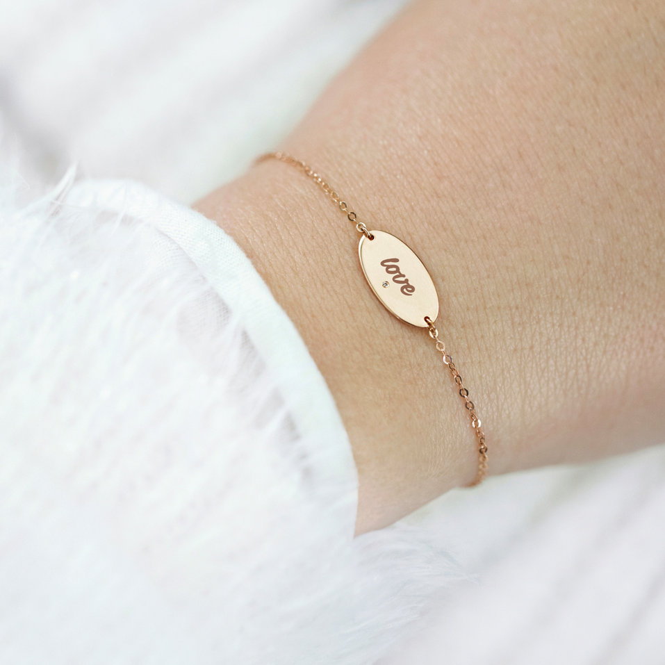 Náramek s diamantem Amour Symbol