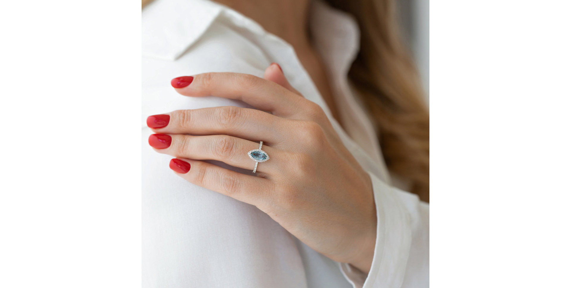 Prsten s safírem a diamanty Charming Night