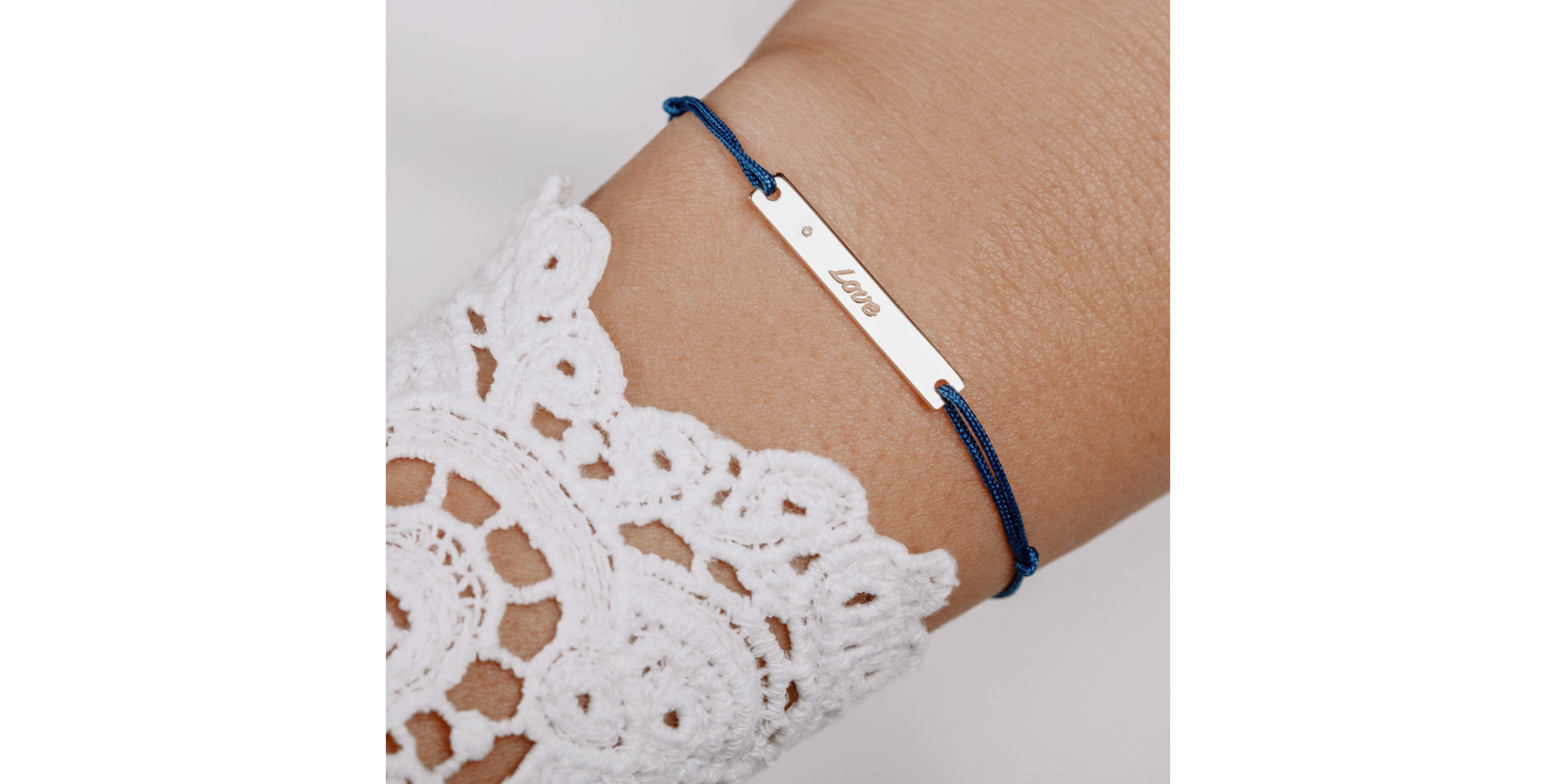 Diamantový náramek se šňůrkou Stamp Diamond