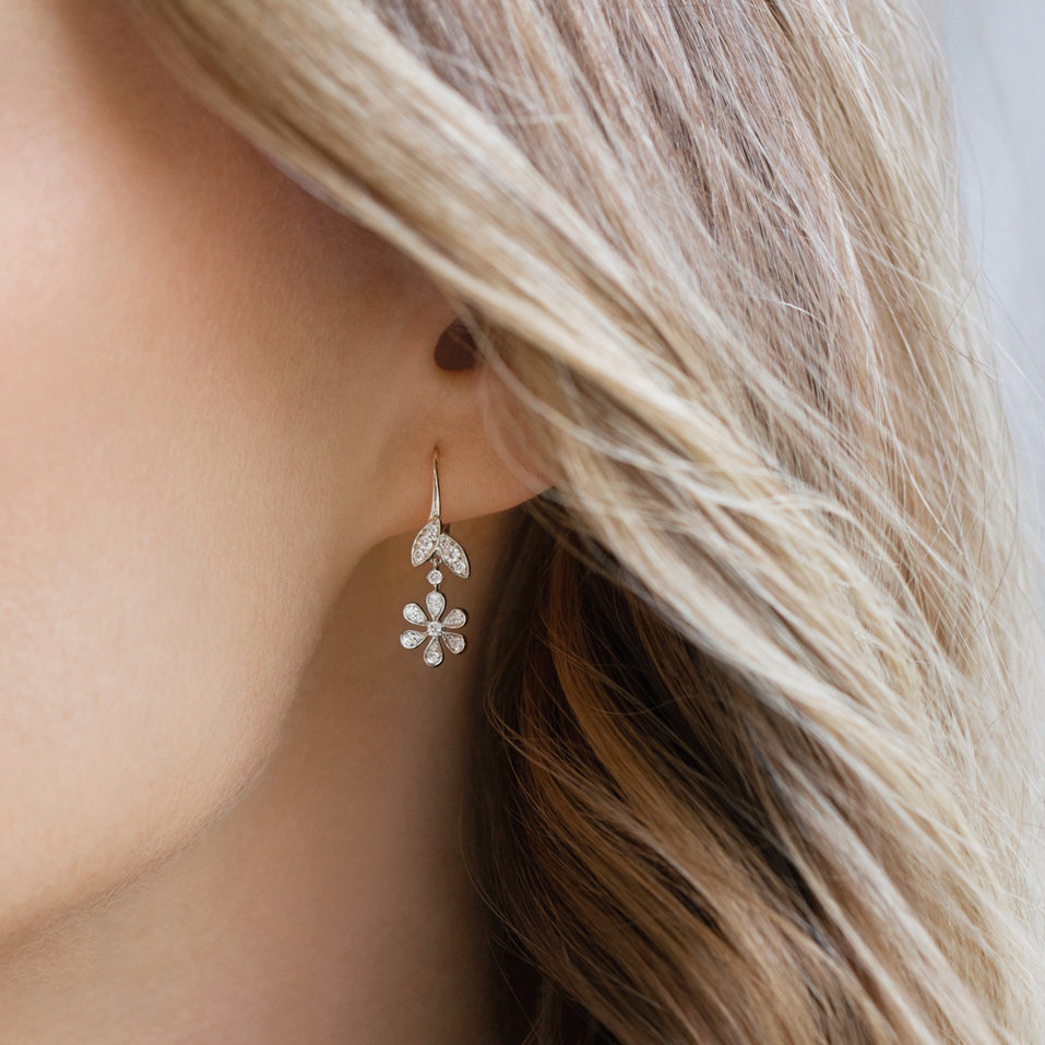 Náušnice s diamanty Flower Splendour