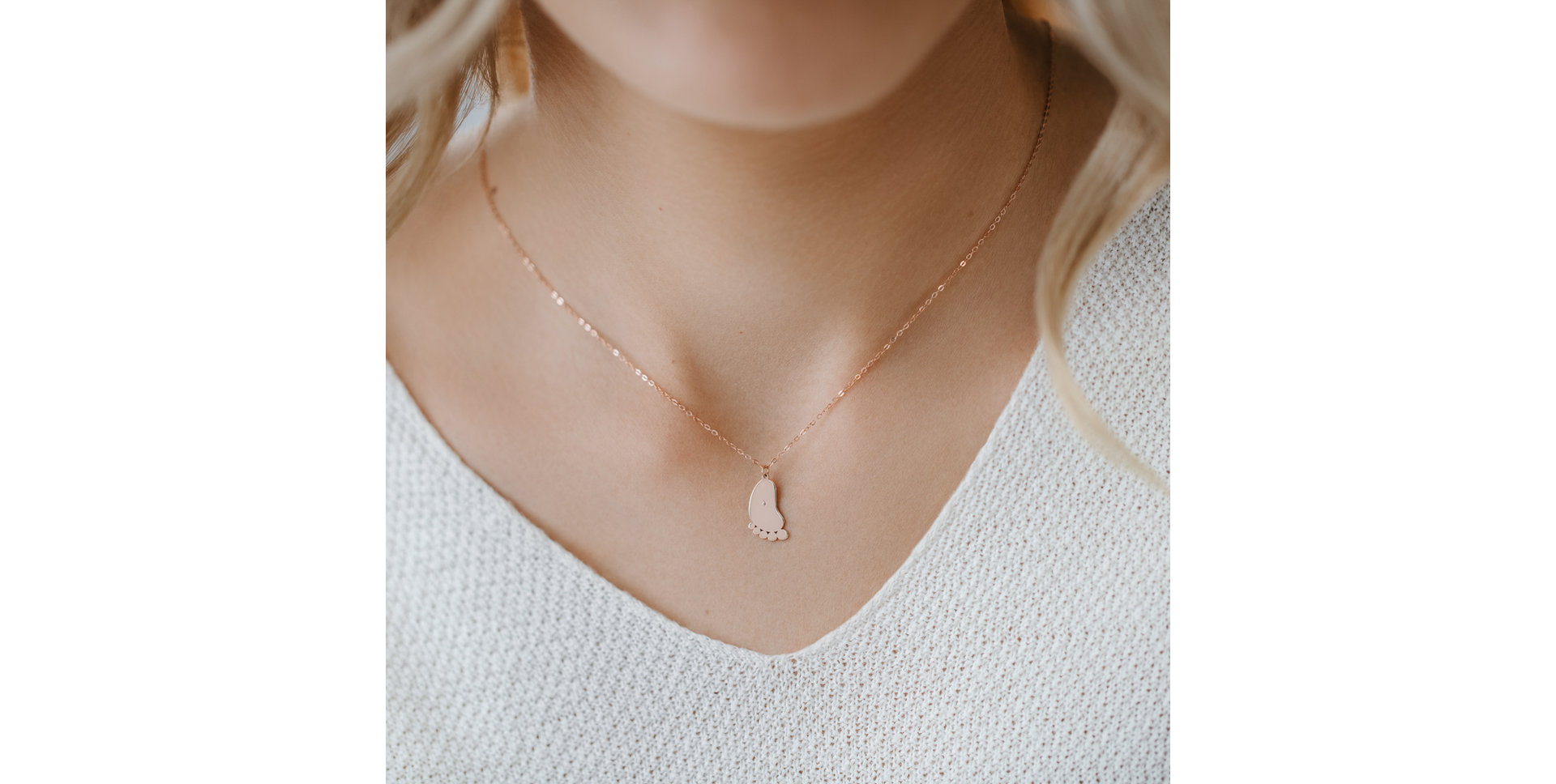 Náhrdelník s diamantem Baby Foot
