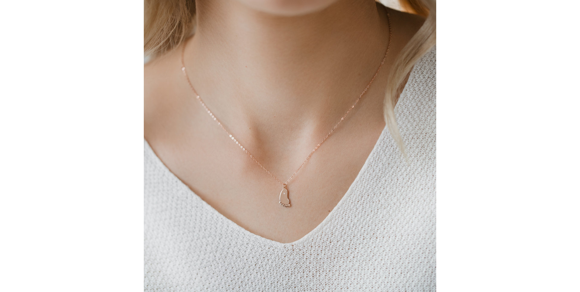 Náhrdelník s diamantem Baby Foot