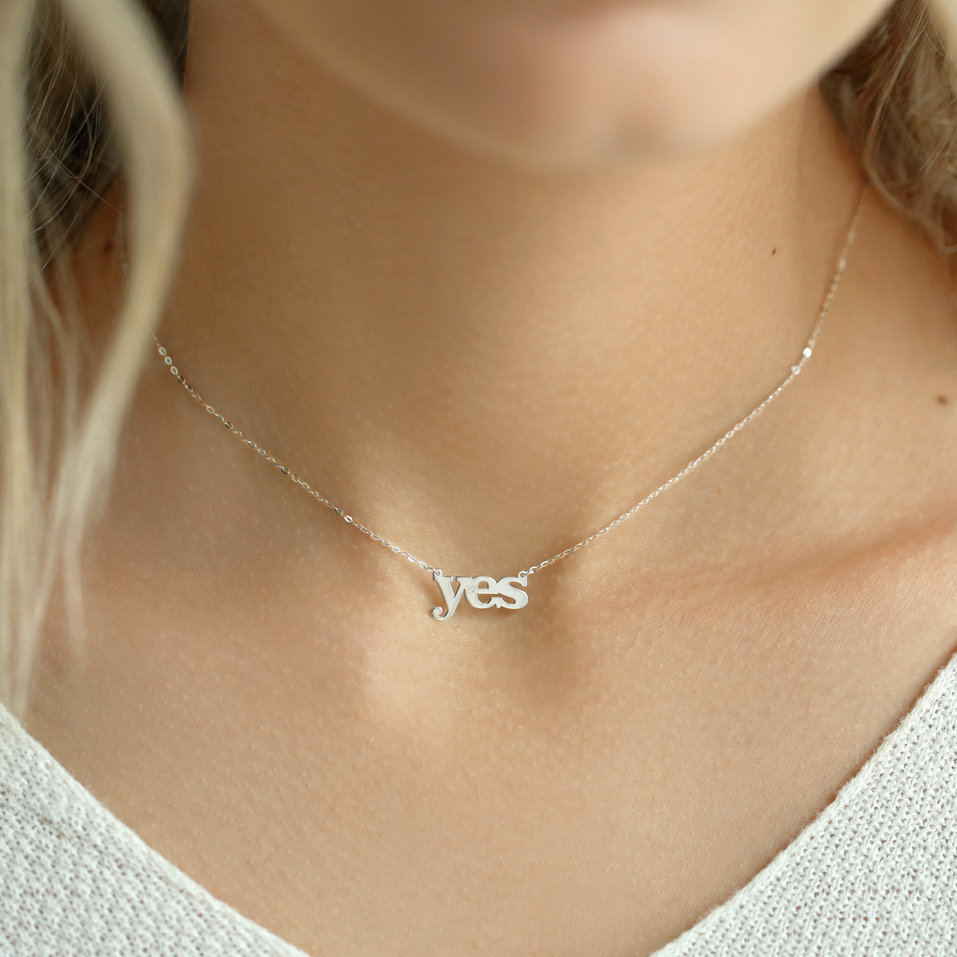 Náhrdelník s diamantem YES