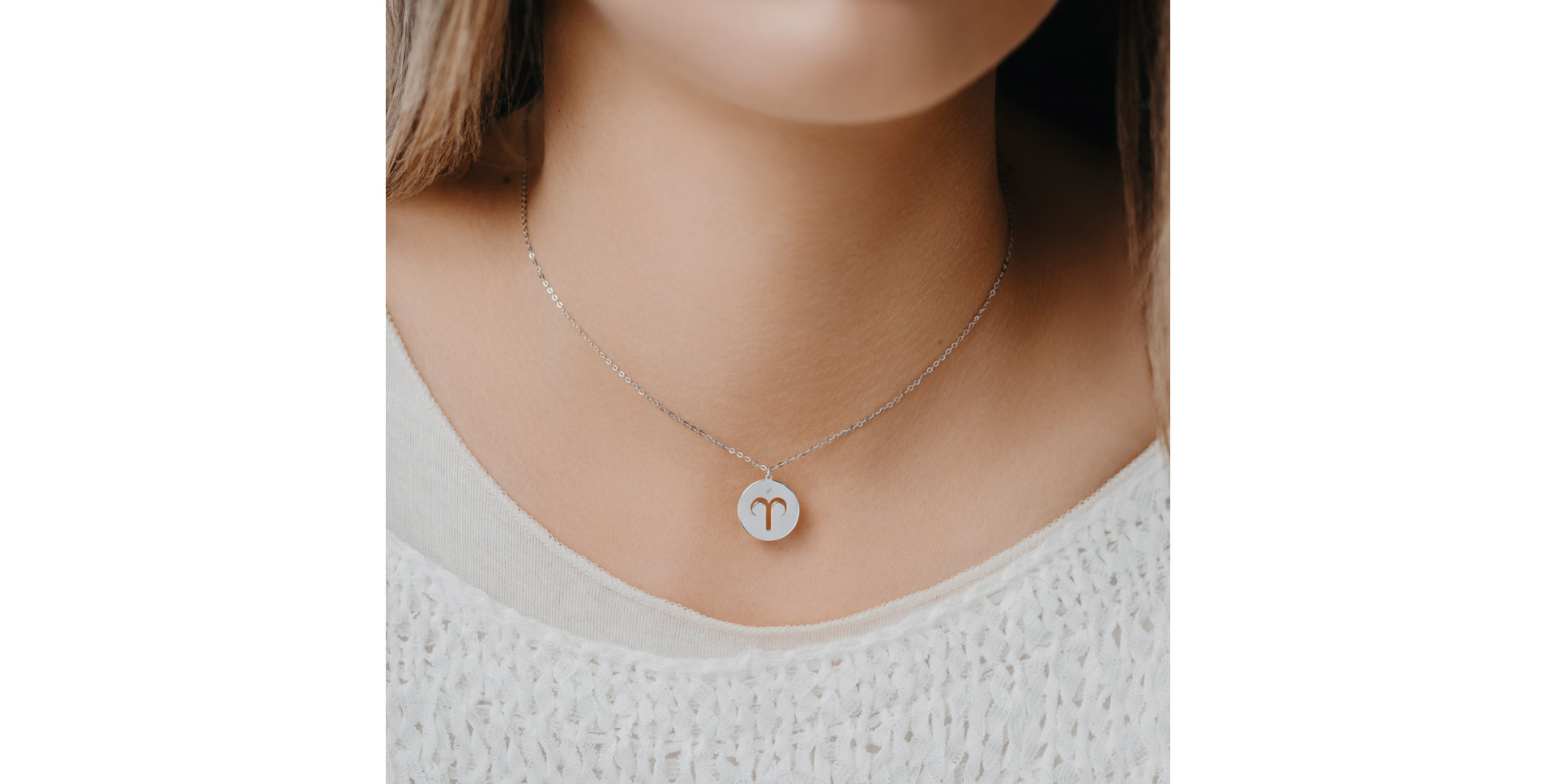 Náhrdelník s diamantem Taurus