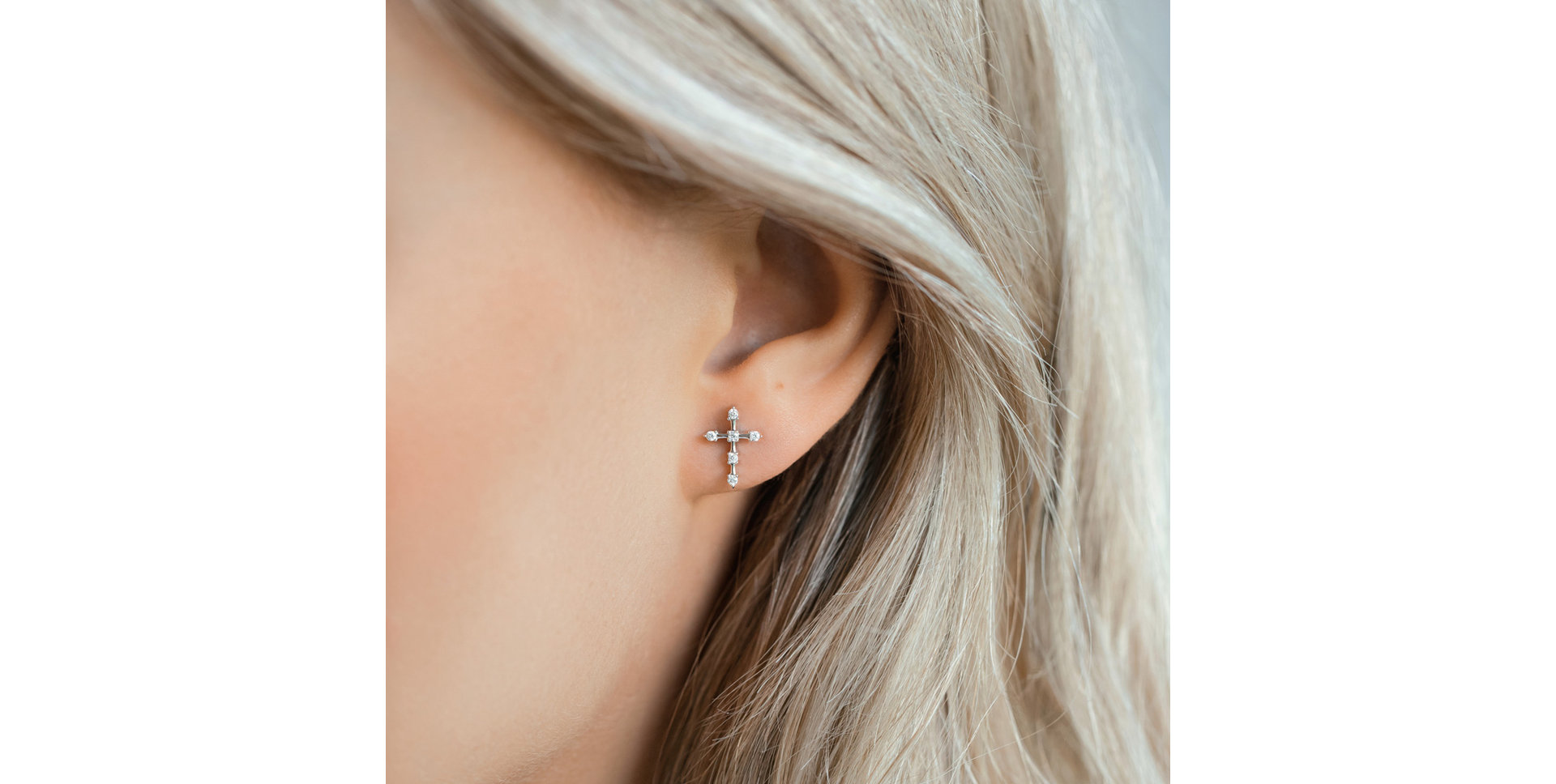 Náušnice s diamanty Sparkling Cross