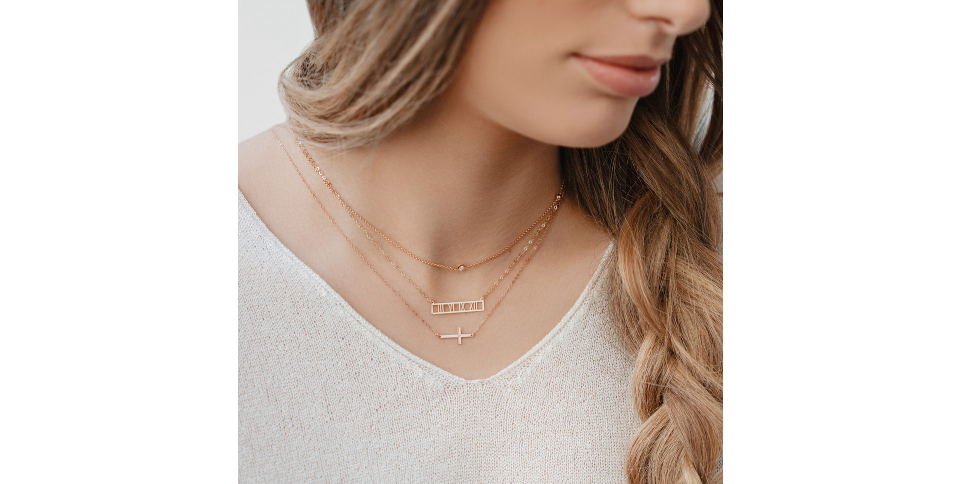 Náhrdelník s diamantem Little Cross