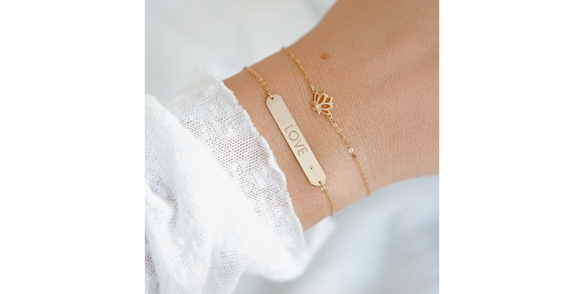 Náramek s diamantem Little Lotus