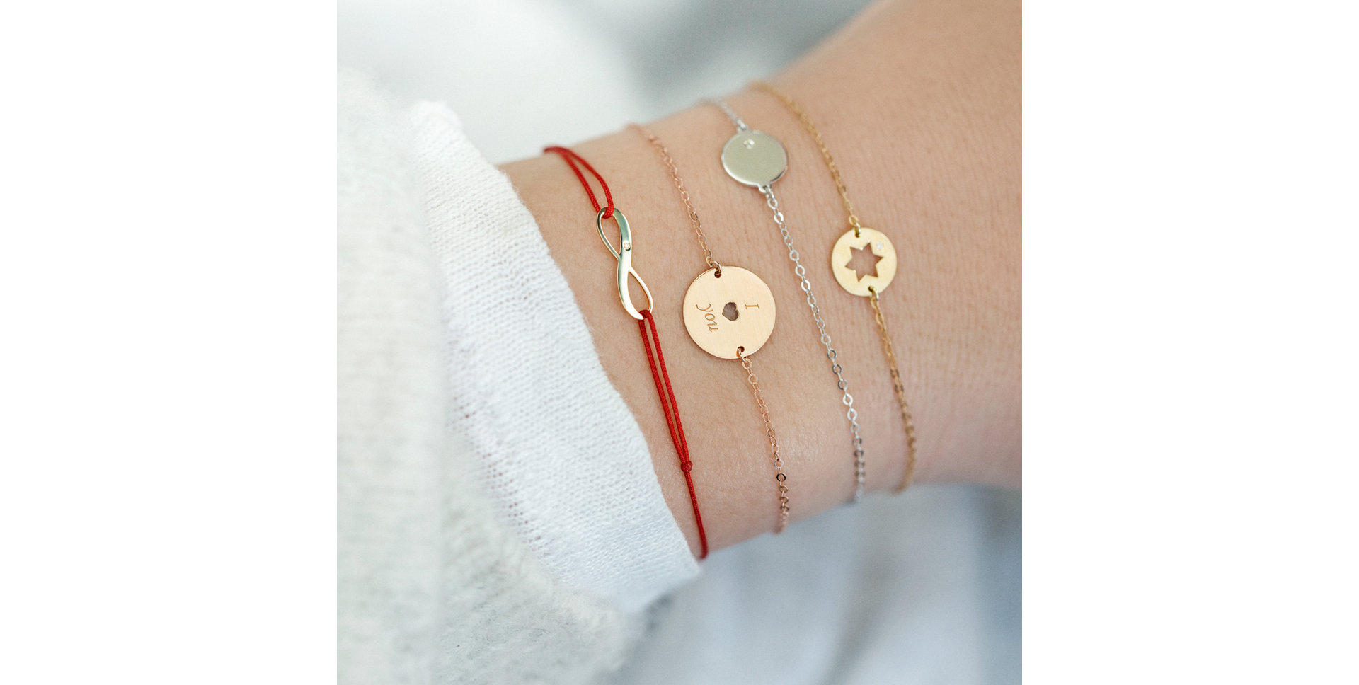 Diamantový náramek se šňůrkou Infinity